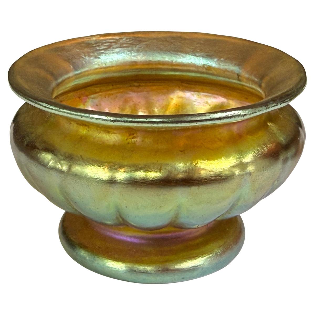 Tiffany Studios Favrile Ribbed Iridescent Art glass Footed Open Salt