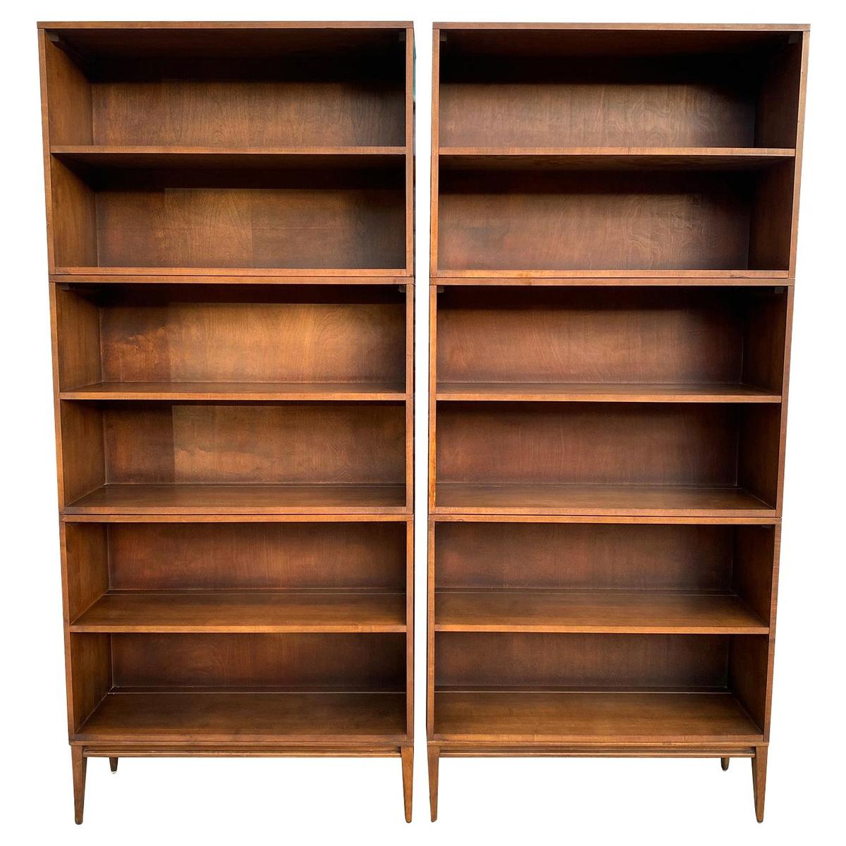 Pair of Midcentury Paul McCobb Triple Bookshelves #1516 Maple Walnut Finish